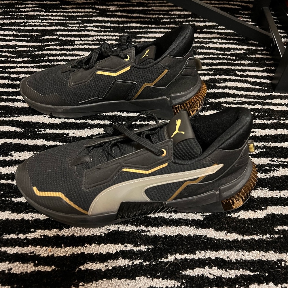 Womens Puma Provoke XT Cross Train Sneakers Size 11